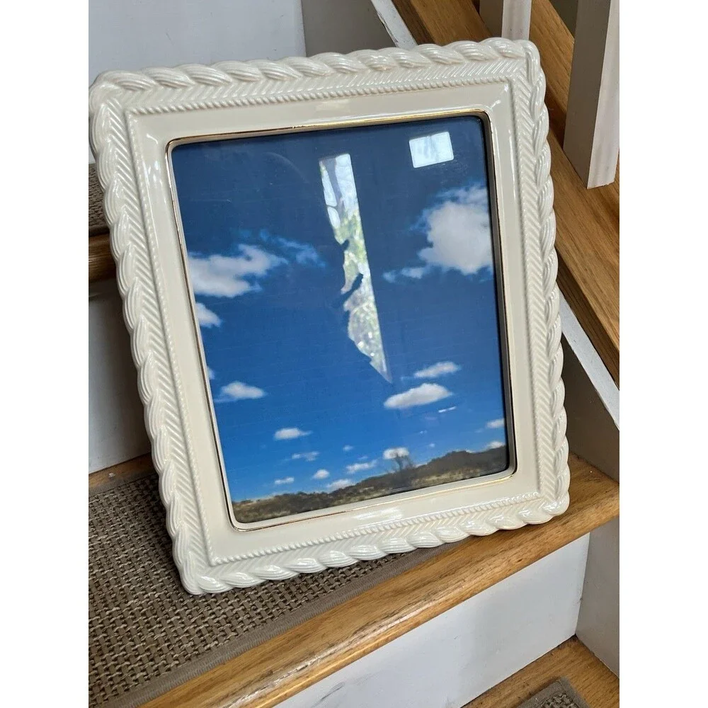 Vintage Ornate Cream And Gold Ceramic Frame W/ Braided Accents Taiwan 12”